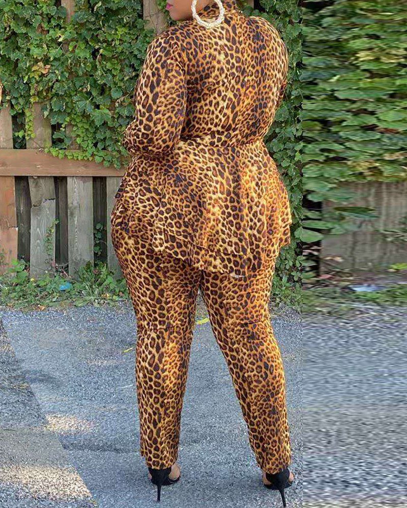 Plus Size Cheetah Print Ruffles Hem Top & High Waist Pants Set - Image 4
