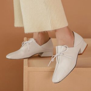 Solid Square Toes Heeled Oxford Shoes